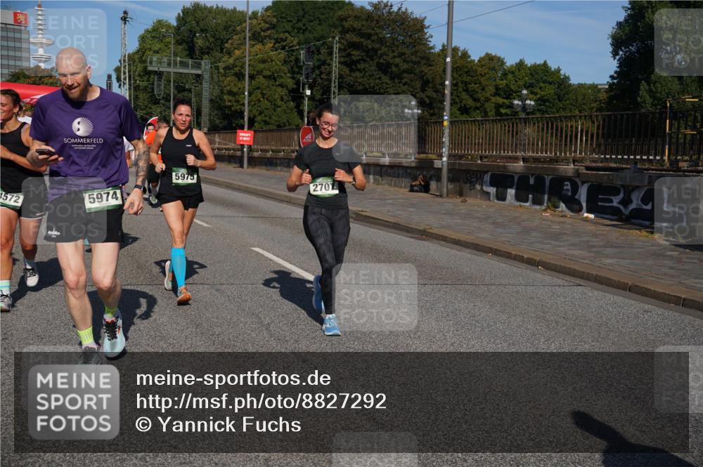 07.09.2025 - BARMER Alsterlauf Yannick Fuchs http://msf.ph/oto/8827292 07.09.2025 10:09:05 Laufen 572, 5974, 5975, 2707 meine-sportfotos.de