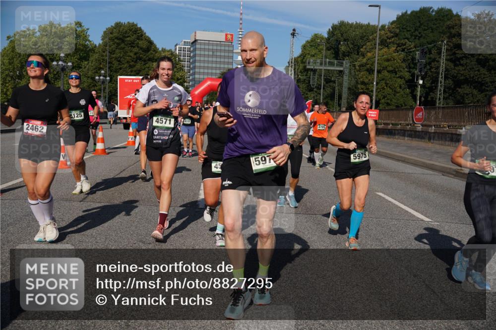 07.09.2025 - BARMER Alsterlauf Yannick Fuchs http://msf.ph/oto/8827295 07.09.2025 10:09:05 Laufen 2462, 8125, 4571, 5818, 45, 597, 4789, 5975 meine-sportfotos.de