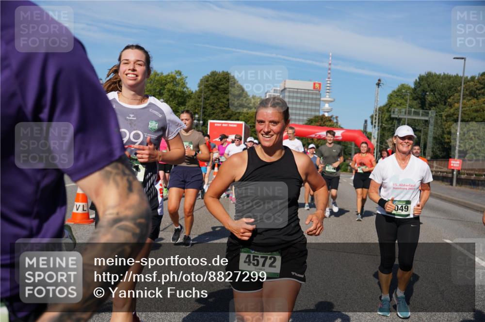 07.09.2025 - BARMER Alsterlauf Yannick Fuchs http://msf.ph/oto/8827299 07.09.2025 10:09:07 Laufen 99, 4572, 30, 15, 2004, 049 meine-sportfotos.de