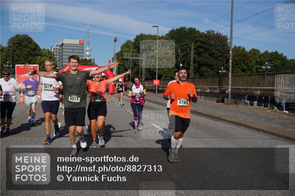 07.09.2025 - BARMER Alsterlauf Yannick Fuchs http://msf.ph/oto/8827313 07.09.2025 10:09:09 Laufen 5731, 5817, 2289, 4136, 3012, 4789, 3013 meine-sportfotos.de