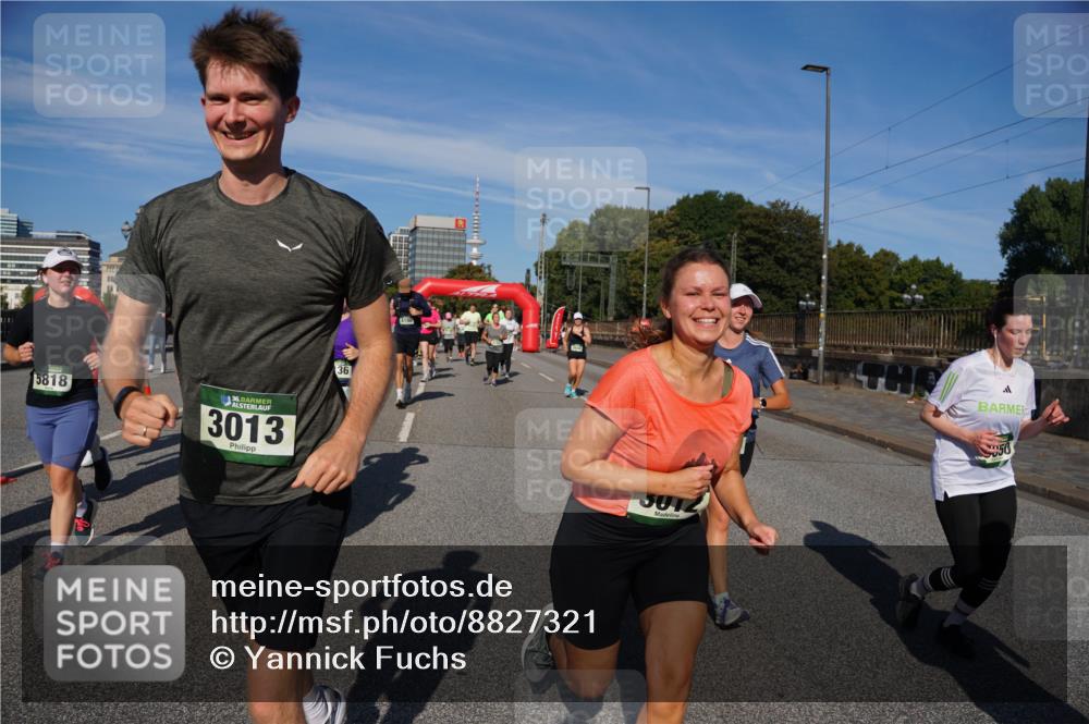 07.09.2025 - BARMER Alsterlauf Yannick Fuchs http://msf.ph/oto/8827321 07.09.2025 10:09:11 Laufen 5818, 36, 3013, 36, 4100, 50 meine-sportfotos.de