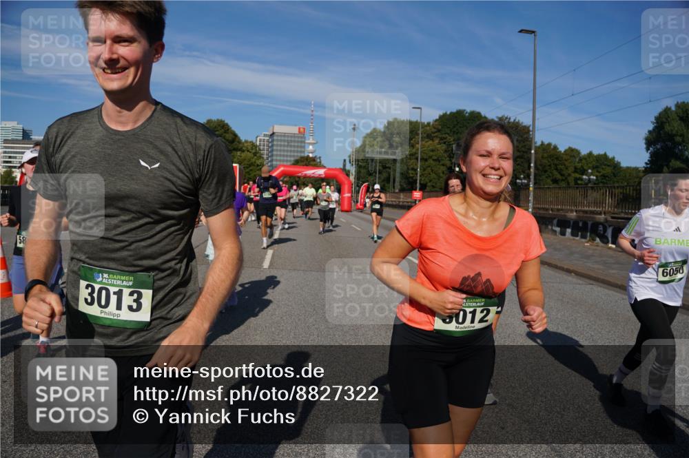 07.09.2025 - BARMER Alsterlauf Yannick Fuchs http://msf.ph/oto/8827322 07.09.2025 10:09:11 Laufen 58, 36, 3013, 6, 012, 6050 meine-sportfotos.de