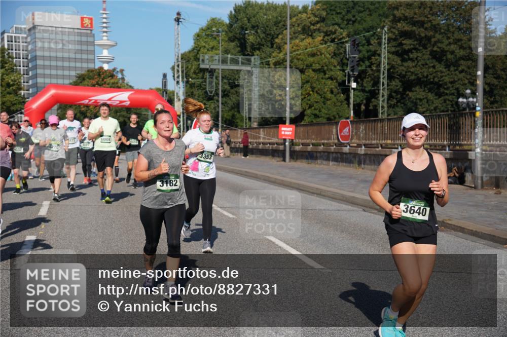 07.09.2025 - BARMER Alsterlauf Yannick Fuchs http://msf.ph/oto/8827331 07.09.2025 10:09:14 Laufen 6037, 1875, 4487, 3182, 3353, 3640 meine-sportfotos.de
