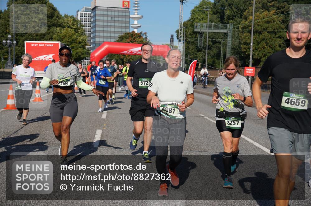 07.09.2025 - BARMER Alsterlauf Yannick Fuchs http://msf.ph/oto/8827362 07.09.2025 10:09:22 Laufen 6053, 3879, 196, 5721, 4881, 4881, 10, 3257, 4659 meine-sportfotos.de