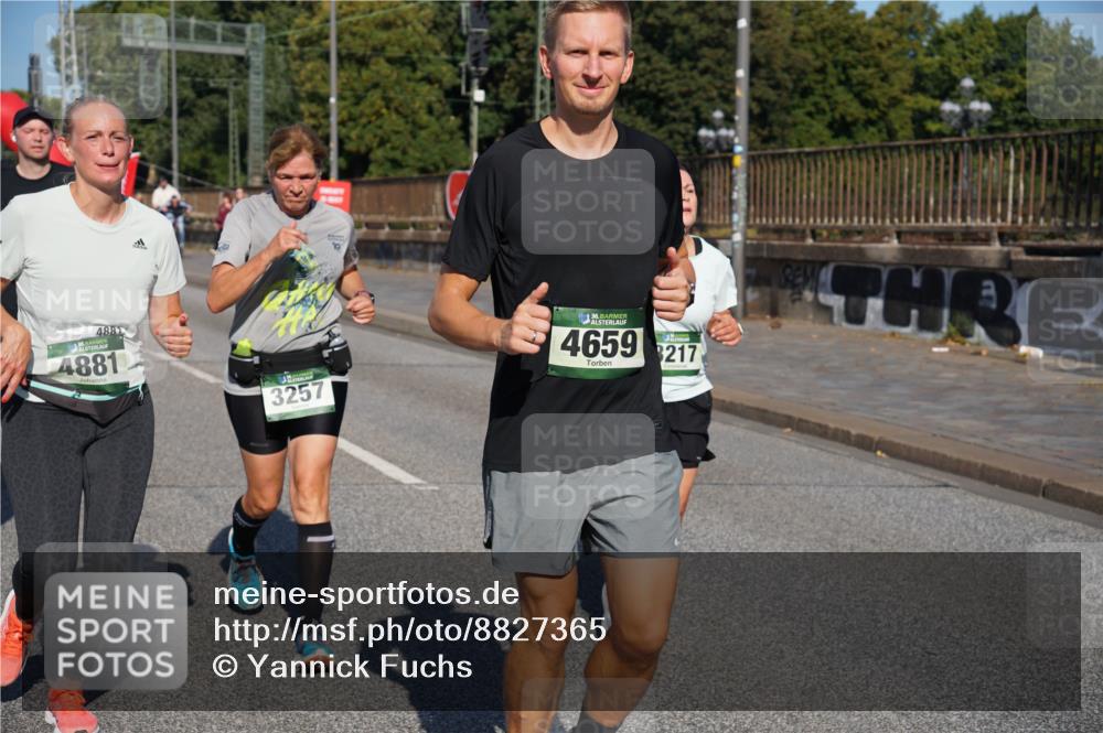 07.09.2025 - BARMER Alsterlauf Yannick Fuchs http://msf.ph/oto/8827365 07.09.2025 10:09:23 Laufen 4885, 4881, 3257, 16136, 4659, 217 meine-sportfotos.de