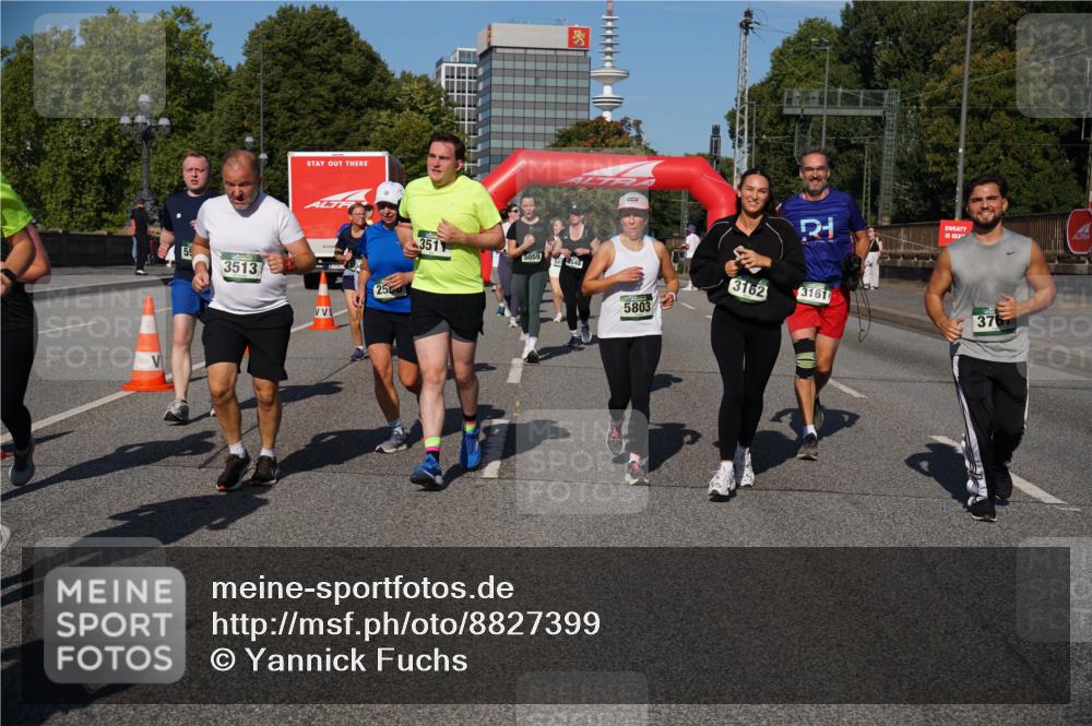 07.09.2025 - BARMER Alsterlauf Yannick Fuchs http://msf.ph/oto/8827399 07.09.2025 10:09:30 Laufen 3513, 25, 351, 5059, 5059, 3548, 1, 5803, 3162, 3161, 37 meine-sportfotos.de