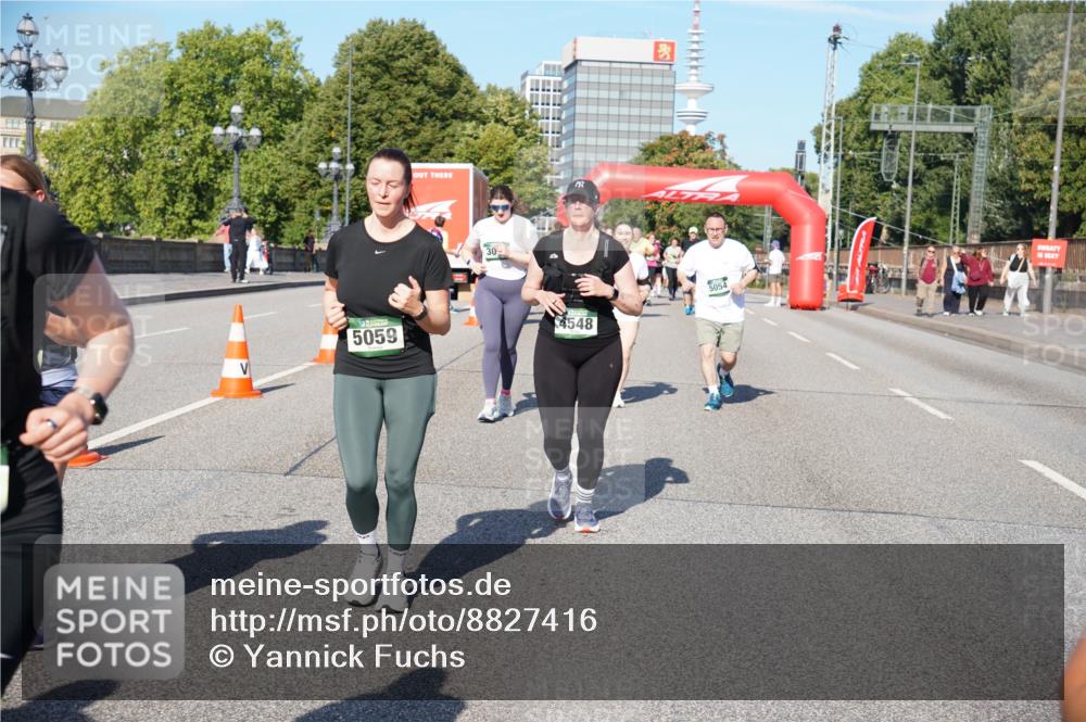 07.09.2025 - BARMER Alsterlauf Yannick Fuchs http://msf.ph/oto/8827416 07.09.2025 10:09:35 Laufen 5059, 30, 4548, 5054 meine-sportfotos.de