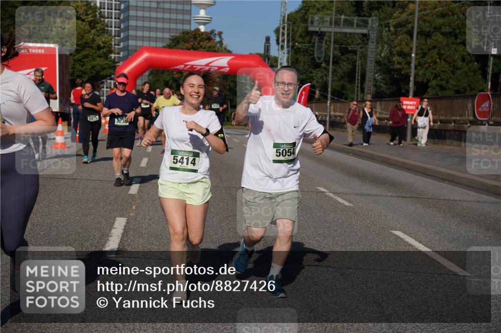 07.09.2025 - BARMER Alsterlauf Yannick Fuchs http://msf.ph/oto/8827426 07.09.2025 10:09:38 Laufen 2876, 3236, 3833, 5414, 5054 meine-sportfotos.de