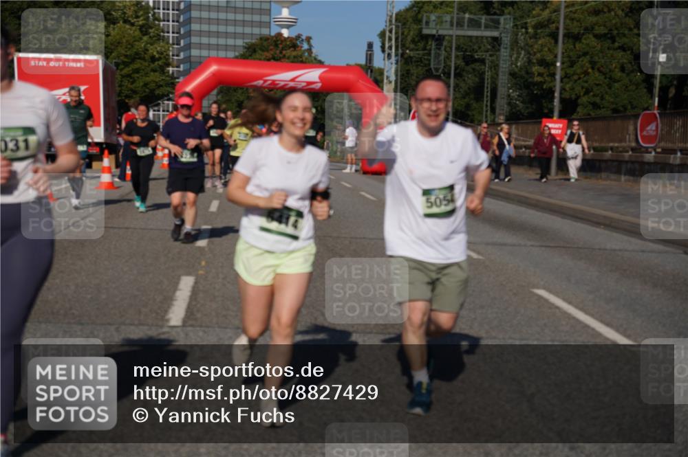 07.09.2025 - BARMER Alsterlauf Yannick Fuchs http://msf.ph/oto/8827429 07.09.2025 10:09:38 Laufen 031, 6414, 5054 meine-sportfotos.de