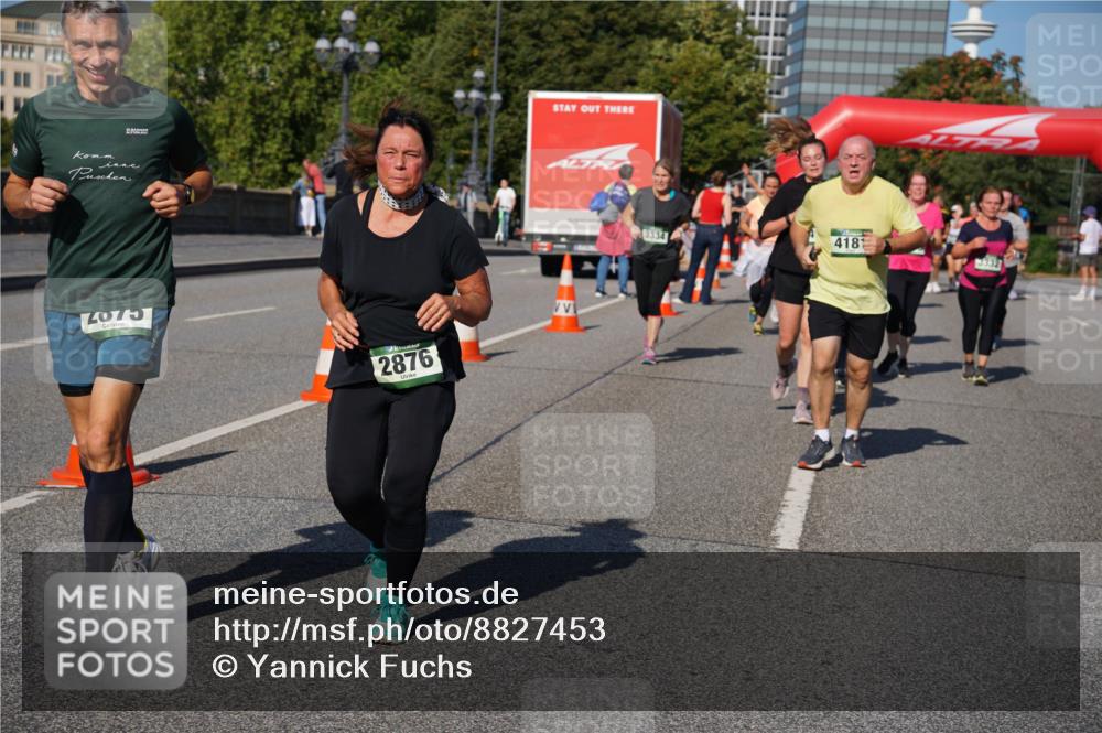 07.09.2025 - BARMER Alsterlauf Yannick Fuchs http://msf.ph/oto/8827453 07.09.2025 10:09:44 Laufen 2075, 2876, 3334, 4181, 3332 meine-sportfotos.de
