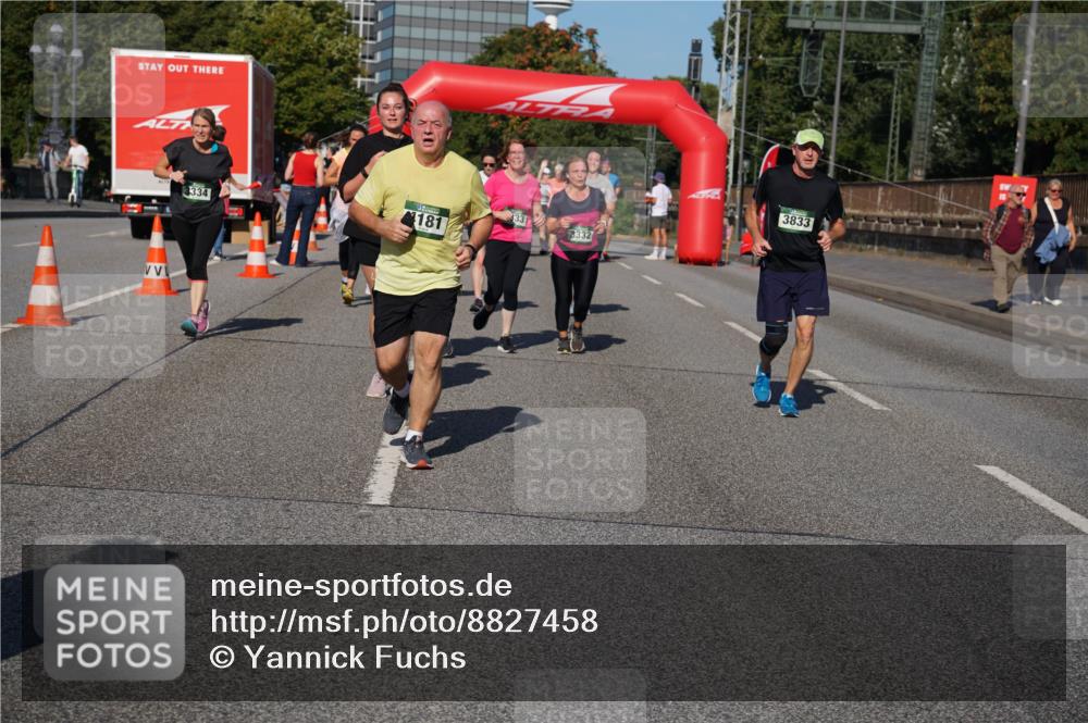 07.09.2025 - BARMER Alsterlauf Yannick Fuchs http://msf.ph/oto/8827458 07.09.2025 10:09:44 Laufen 3334, 181, 33, 3332, 3833 meine-sportfotos.de