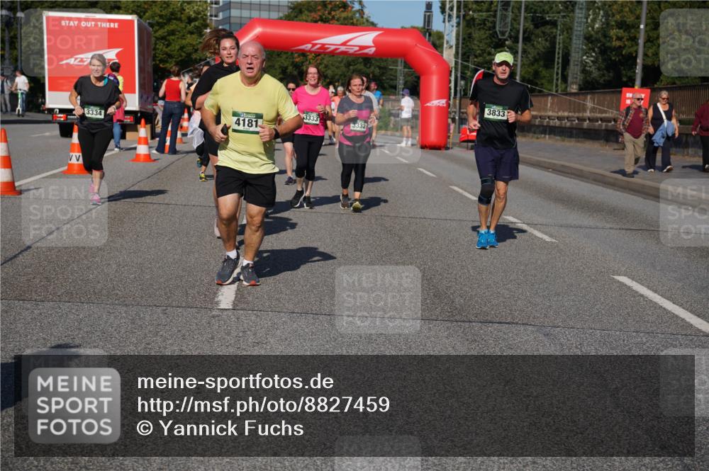 07.09.2025 - BARMER Alsterlauf Yannick Fuchs http://msf.ph/oto/8827459 07.09.2025 10:09:44 Laufen 3334, 30, 4181, 3333, 3332, 3833 meine-sportfotos.de