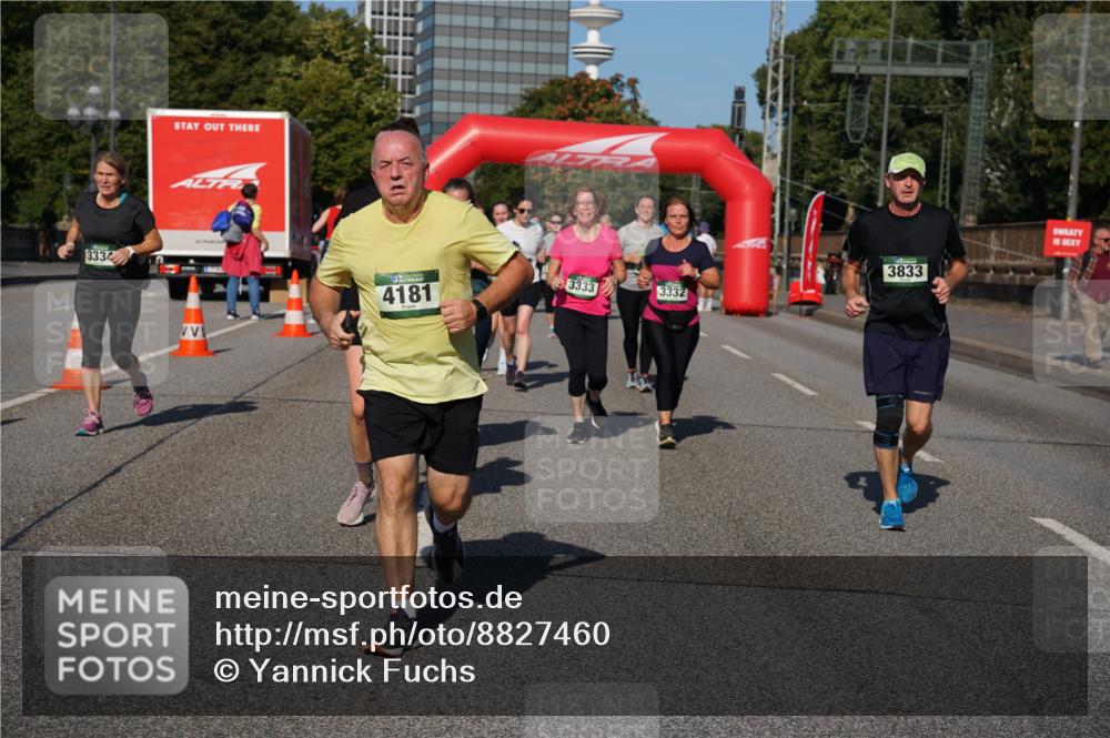 07.09.2025 - BARMER Alsterlauf Yannick Fuchs http://msf.ph/oto/8827460 07.09.2025 10:09:45 Laufen 3334, 4181, 3333, 3332, 3833 meine-sportfotos.de