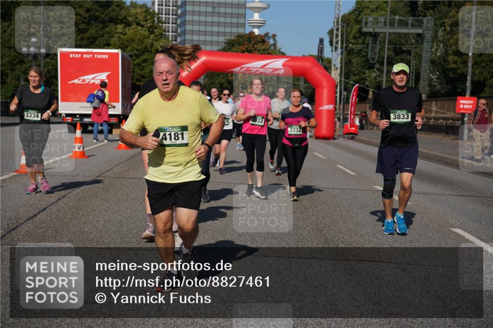 07.09.2025 - BARMER Alsterlauf Yannick Fuchs http://msf.ph/oto/8827461 07.09.2025 10:09:45 Laufen 3334, 79, 333, 3332, 4181, 3833 meine-sportfotos.de