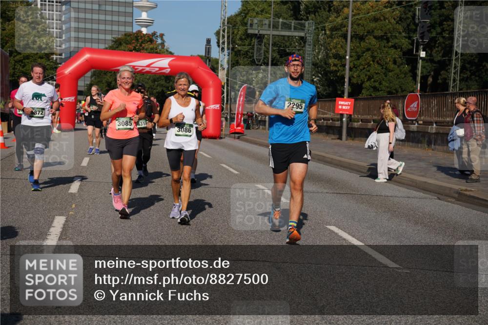 07.09.2025 - BARMER Alsterlauf Yannick Fuchs http://msf.ph/oto/8827500 07.09.2025 10:09:55 Laufen 5872, 3085, 6318, 3086, 2295 meine-sportfotos.de