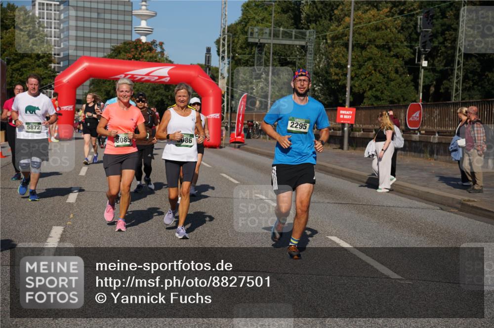 07.09.2025 - BARMER Alsterlauf Yannick Fuchs http://msf.ph/oto/8827501 07.09.2025 10:09:55 Laufen 5872, 3085, 086, 2295 meine-sportfotos.de