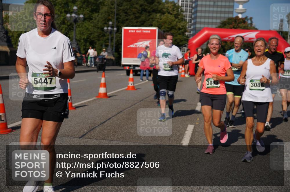 07.09.2025 - BARMER Alsterlauf Yannick Fuchs http://msf.ph/oto/8827506 07.09.2025 10:09:56 Laufen 5447, 58, 3085, 3086 meine-sportfotos.de