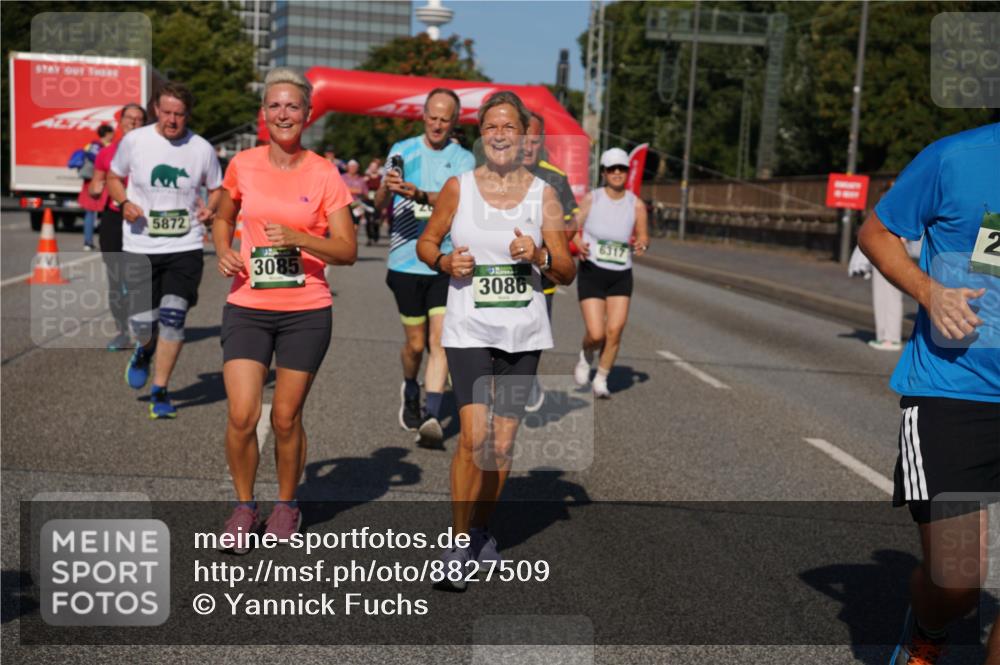 07.09.2025 - BARMER Alsterlauf Yannick Fuchs http://msf.ph/oto/8827509 07.09.2025 10:09:56 Laufen 5872, 3085, 3086, 6317, 2 meine-sportfotos.de