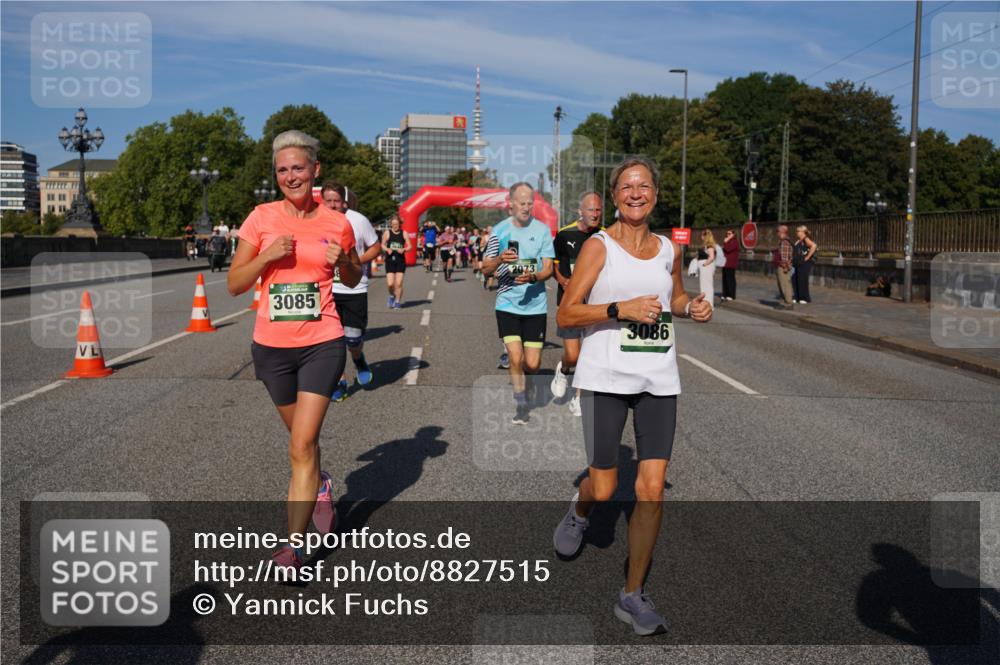 07.09.2025 - BARMER Alsterlauf Yannick Fuchs http://msf.ph/oto/8827515 07.09.2025 10:09:57 Laufen 3085, 3086 meine-sportfotos.de