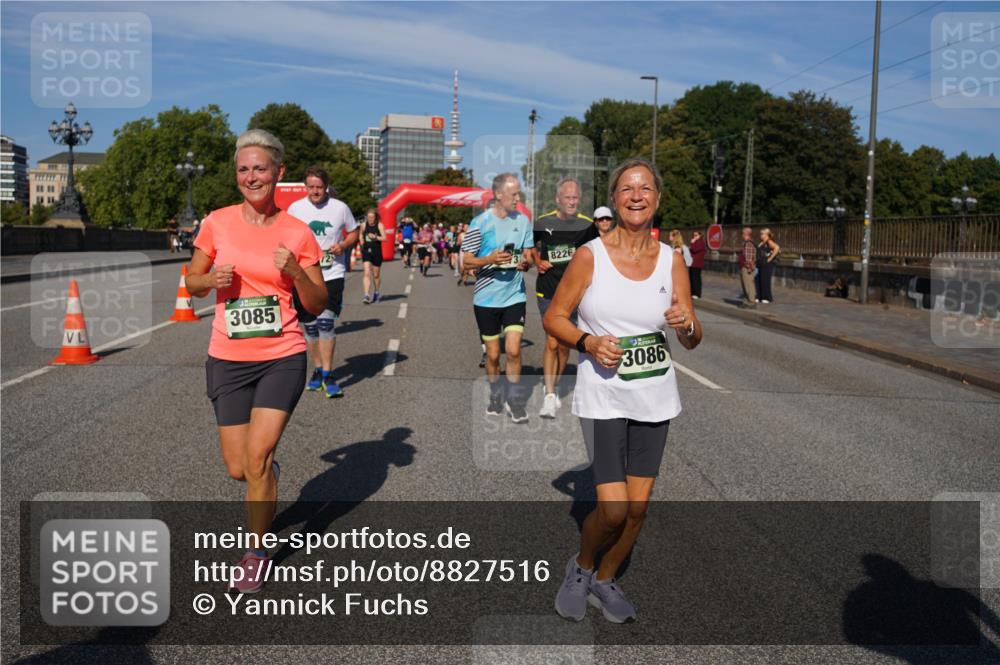 07.09.2025 - BARMER Alsterlauf Yannick Fuchs http://msf.ph/oto/8827516 07.09.2025 10:09:57 Laufen 3085, 8226, 3086 meine-sportfotos.de
