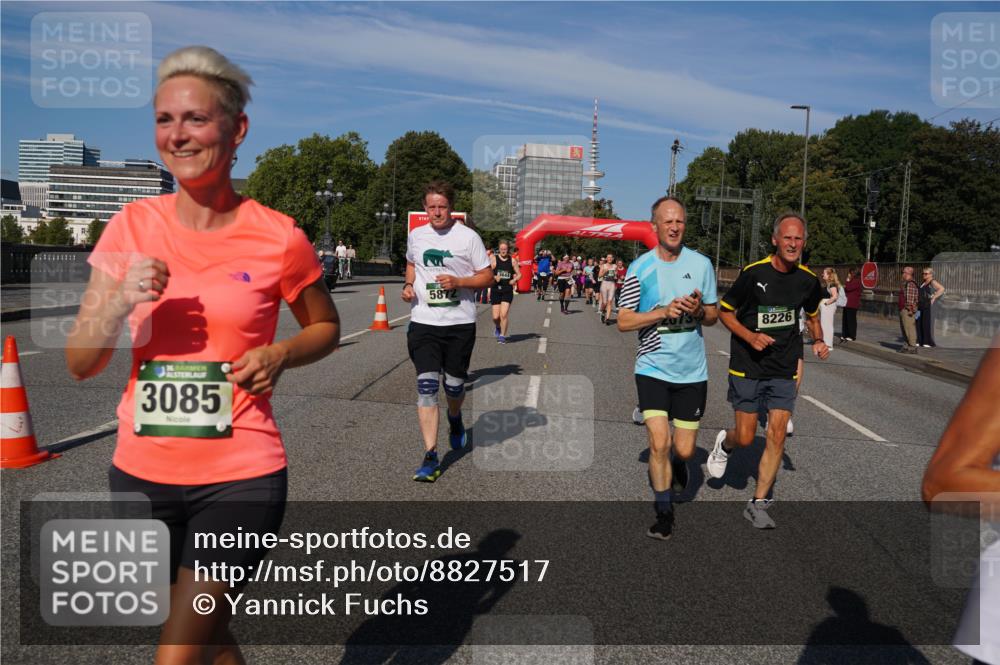 07.09.2025 - BARMER Alsterlauf Yannick Fuchs http://msf.ph/oto/8827517 07.09.2025 10:09:58 Laufen 36, 3085, 5872, 8226 meine-sportfotos.de