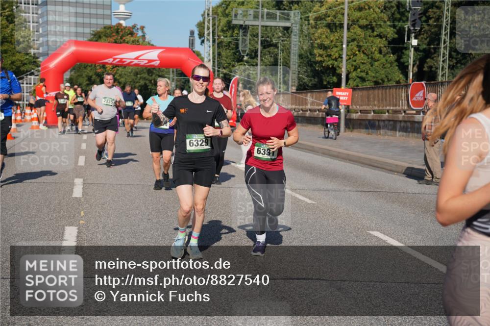 07.09.2025 - BARMER Alsterlauf Yannick Fuchs http://msf.ph/oto/8827540 07.09.2025 10:10:05 Laufen 2235, 6329, 6331 meine-sportfotos.de