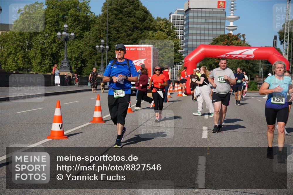 07.09.2025 - BARMER Alsterlauf Yannick Fuchs http://msf.ph/oto/8827546 07.09.2025 10:10:07 Laufen 2264, 2235, 5278, 8224 meine-sportfotos.de
