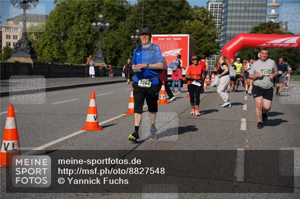 07.09.2025 - BARMER Alsterlauf Yannick Fuchs http://msf.ph/oto/8827548 07.09.2025 10:10:07 Laufen 2264, 2235, 27 meine-sportfotos.de