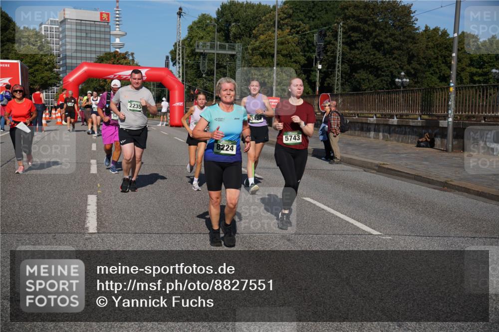 07.09.2025 - BARMER Alsterlauf Yannick Fuchs http://msf.ph/oto/8827551 07.09.2025 10:10:08 Laufen 58, 2235, 8224, 3424, 5743 meine-sportfotos.de