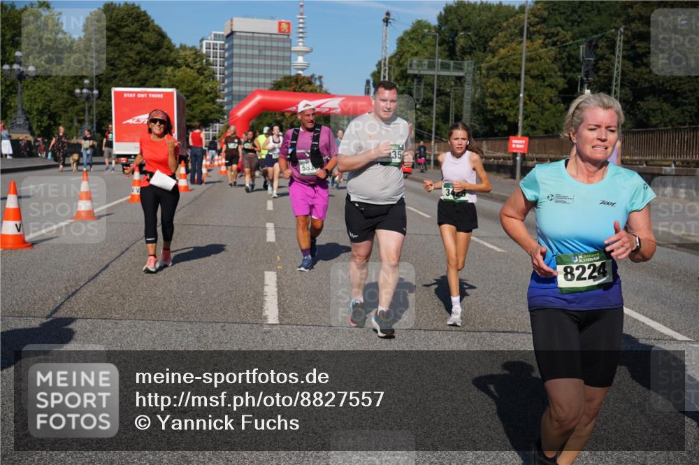 07.09.2025 - BARMER Alsterlauf Yannick Fuchs http://msf.ph/oto/8827557 07.09.2025 10:10:09 Laufen 35, 583, 7001, 36, 8224 meine-sportfotos.de