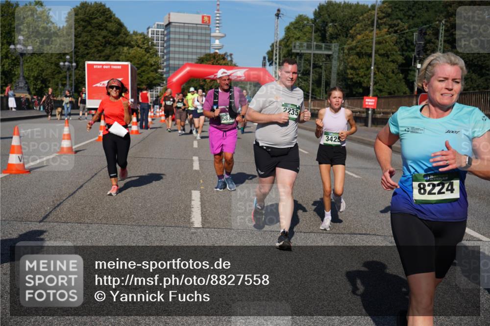 07.09.2025 - BARMER Alsterlauf Yannick Fuchs http://msf.ph/oto/8827558 07.09.2025 10:10:10 Laufen 583, 2235, 3425, 8224 meine-sportfotos.de