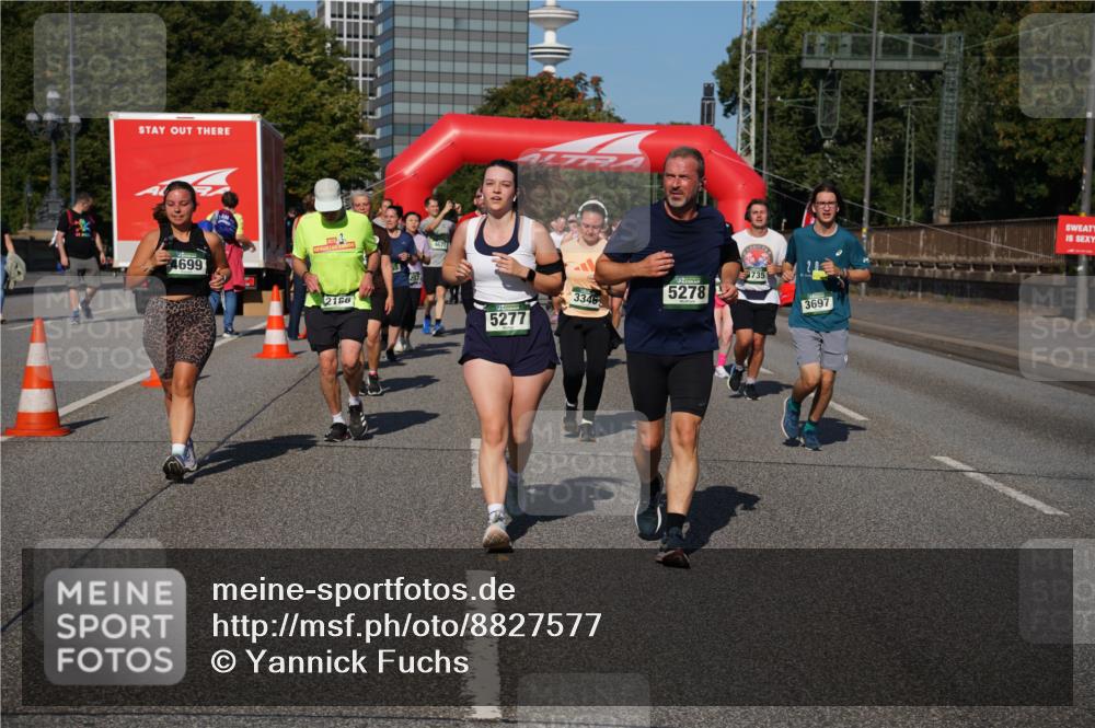 07.09.2025 - BARMER Alsterlauf Yannick Fuchs http://msf.ph/oto/8827577 07.09.2025 10:10:14 Laufen 4699, 257, 2166, 4671, 8735, 5278, 3346, 5277, 3697 meine-sportfotos.de