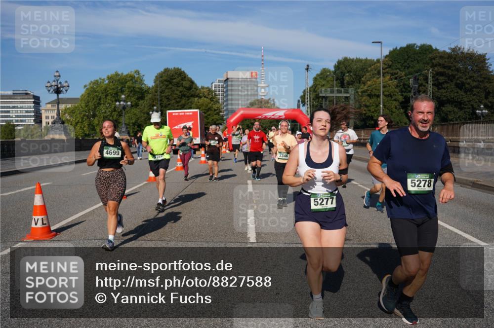 07.09.2025 - BARMER Alsterlauf Yannick Fuchs http://msf.ph/oto/8827588 07.09.2025 10:10:16 Laufen 4699, 3346, 5277, 5278 meine-sportfotos.de