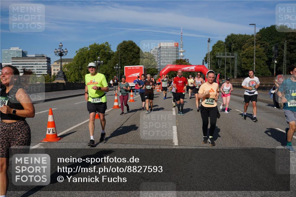 07.09.2025 - BARMER Alsterlauf Yannick Fuchs http://msf.ph/oto/8827593 07.09.2025 10:10:18 Laufen 99, 21, 6, 3346, 3734, 369 meine-sportfotos.de