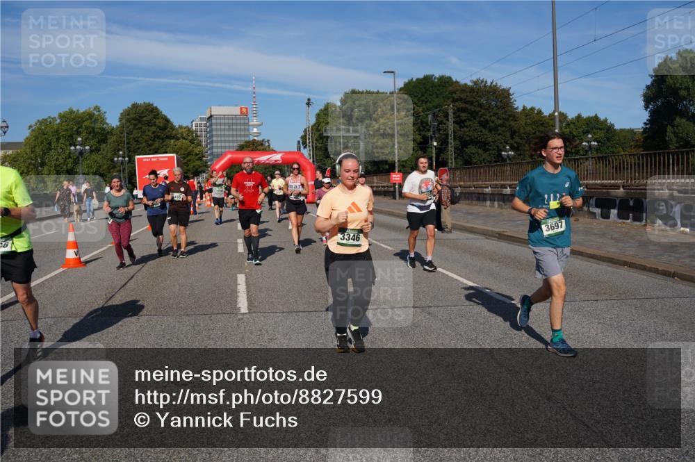 07.09.2025 - BARMER Alsterlauf Yannick Fuchs http://msf.ph/oto/8827599 07.09.2025 10:10:18 Laufen 3346, 3697 meine-sportfotos.de