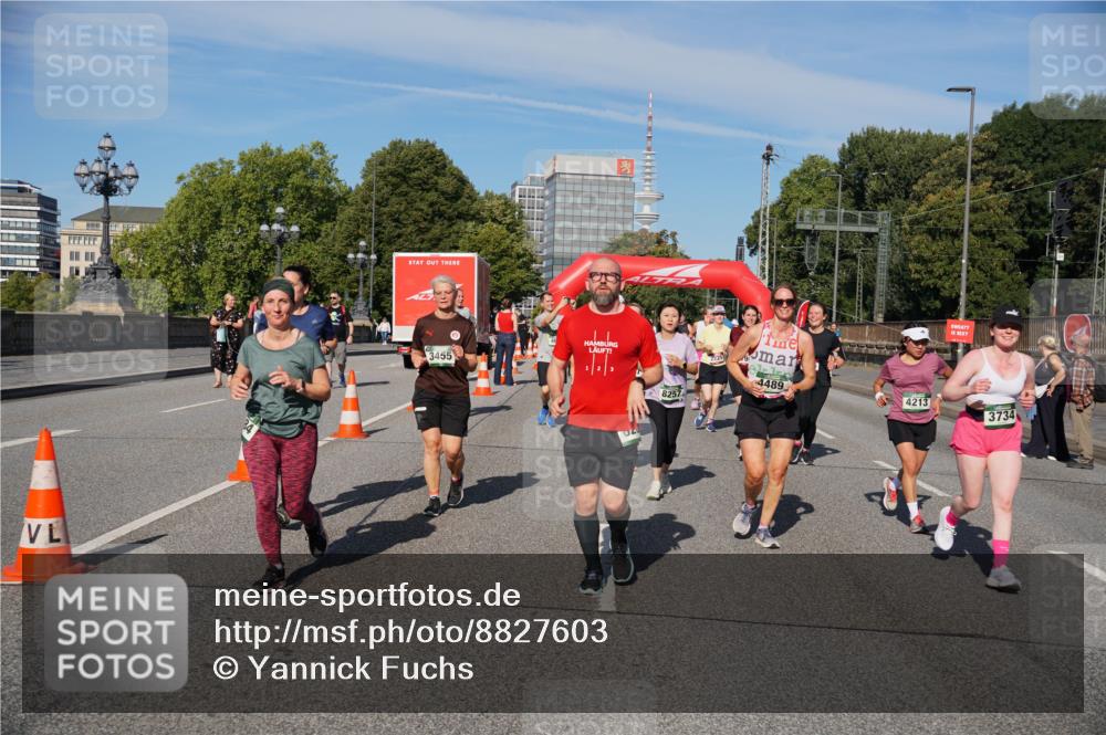 07.09.2025 - BARMER Alsterlauf Yannick Fuchs http://msf.ph/oto/8827603 07.09.2025 10:10:20 Laufen 3455, 8257, 4489, 4213, 3734 meine-sportfotos.de
