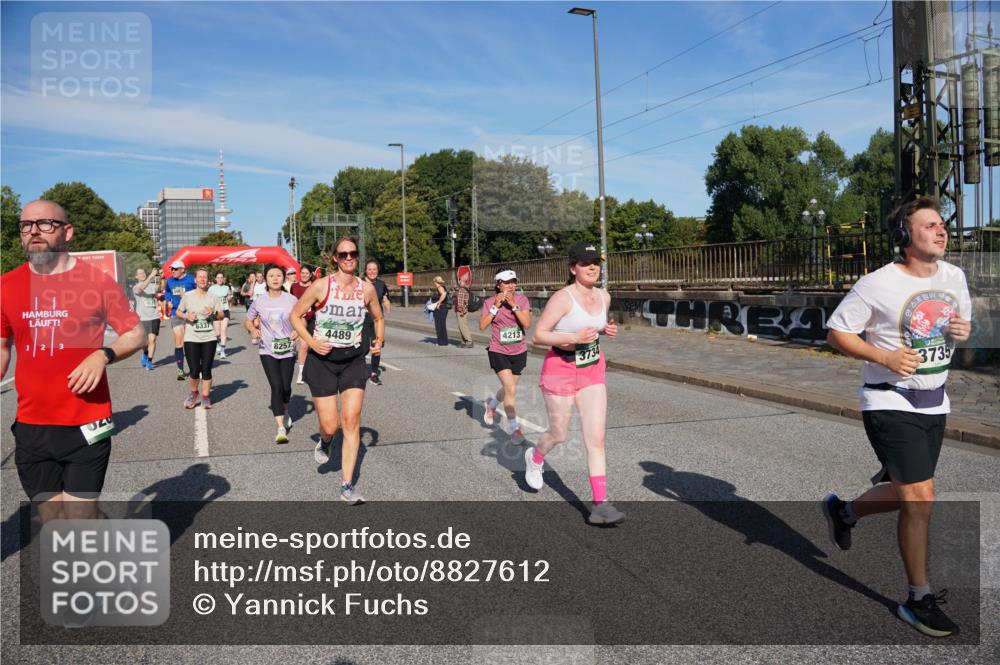 07.09.2025 - BARMER Alsterlauf Yannick Fuchs http://msf.ph/oto/8827612 07.09.2025 10:10:21 Laufen 1, 2, 3, 6337, 4489, 8257, 4213, 3734, 3735 meine-sportfotos.de