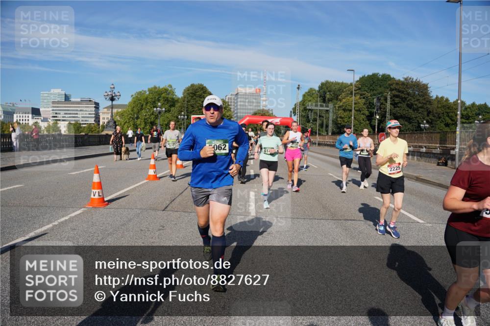 07.09.2025 - BARMER Alsterlauf Yannick Fuchs http://msf.ph/oto/8827627 07.09.2025 10:10:24 Laufen 062, 614, 2225 meine-sportfotos.de