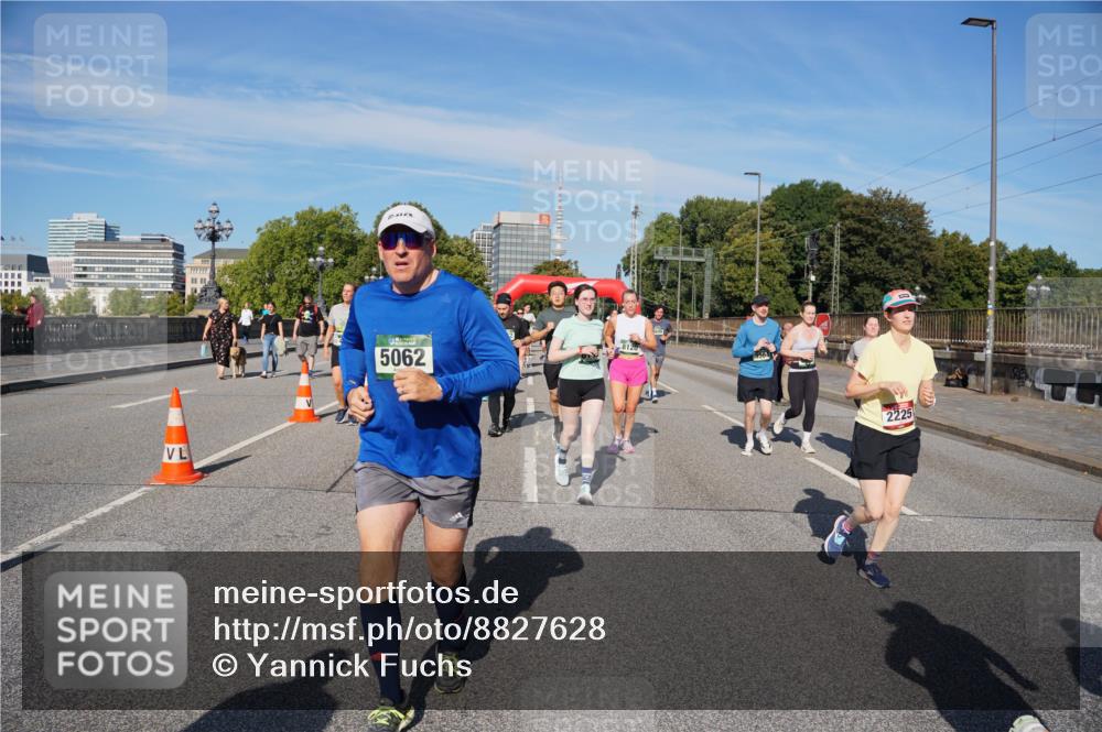 07.09.2025 - BARMER Alsterlauf Yannick Fuchs http://msf.ph/oto/8827628 07.09.2025 10:10:25 Laufen 444, 5062, 2225 meine-sportfotos.de