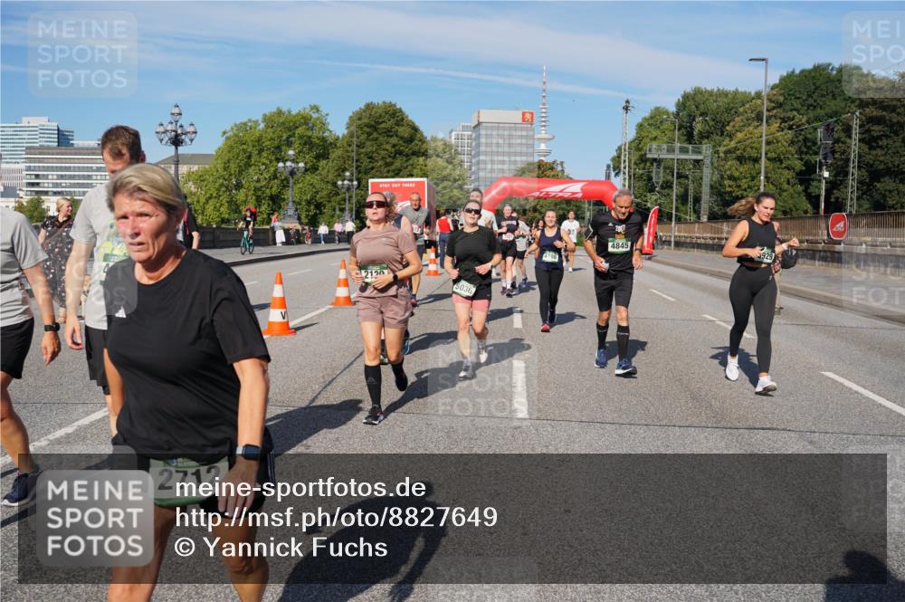 07.09.2025 - BARMER Alsterlauf Yannick Fuchs http://msf.ph/oto/8827649 07.09.2025 10:10:29 Laufen 2712, 2120, 5036, 4108, 2017, 4845, 929 meine-sportfotos.de