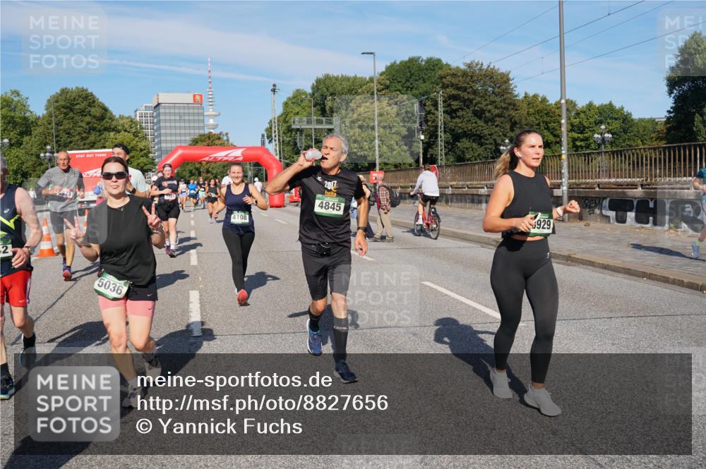07.09.2025 - BARMER Alsterlauf Yannick Fuchs http://msf.ph/oto/8827656 07.09.2025 10:10:31 Laufen 5036, 4108, 2017, 4845, 929 meine-sportfotos.de