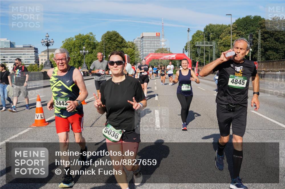 07.09.2025 - BARMER Alsterlauf Yannick Fuchs http://msf.ph/oto/8827659 07.09.2025 10:10:32 Laufen 2442, 5036, 4108, 2017, 4845 meine-sportfotos.de