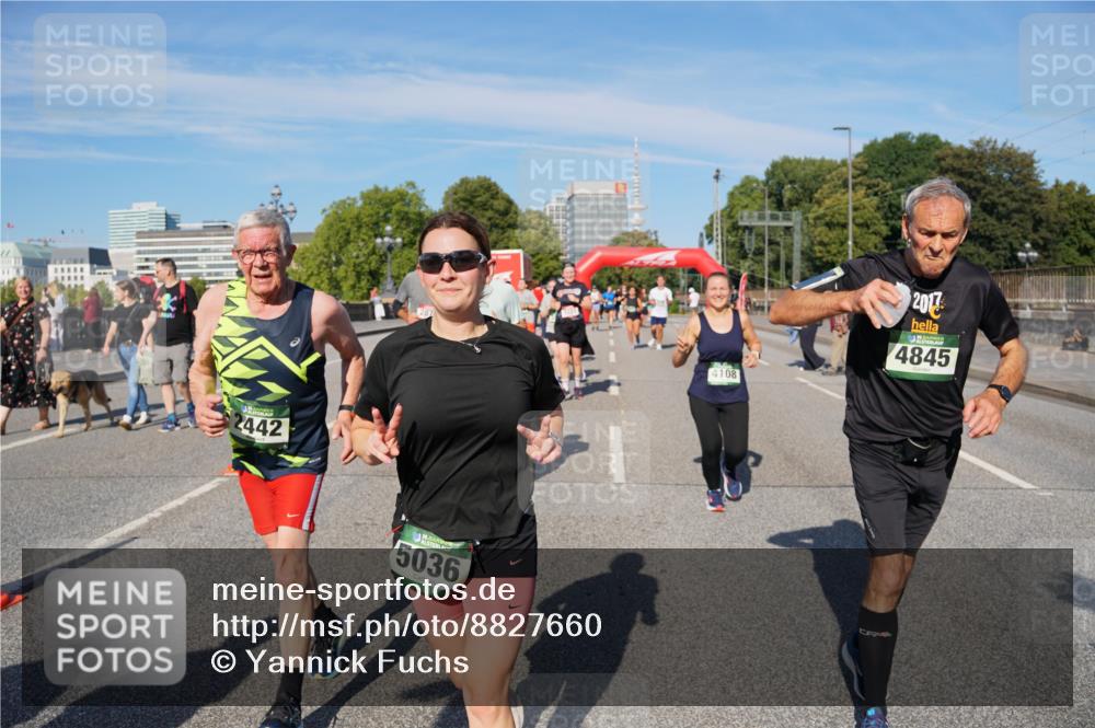 07.09.2025 - BARMER Alsterlauf Yannick Fuchs http://msf.ph/oto/8827660 07.09.2025 10:10:32 Laufen 2442, 5036, 4108, 2017, 4845 meine-sportfotos.de