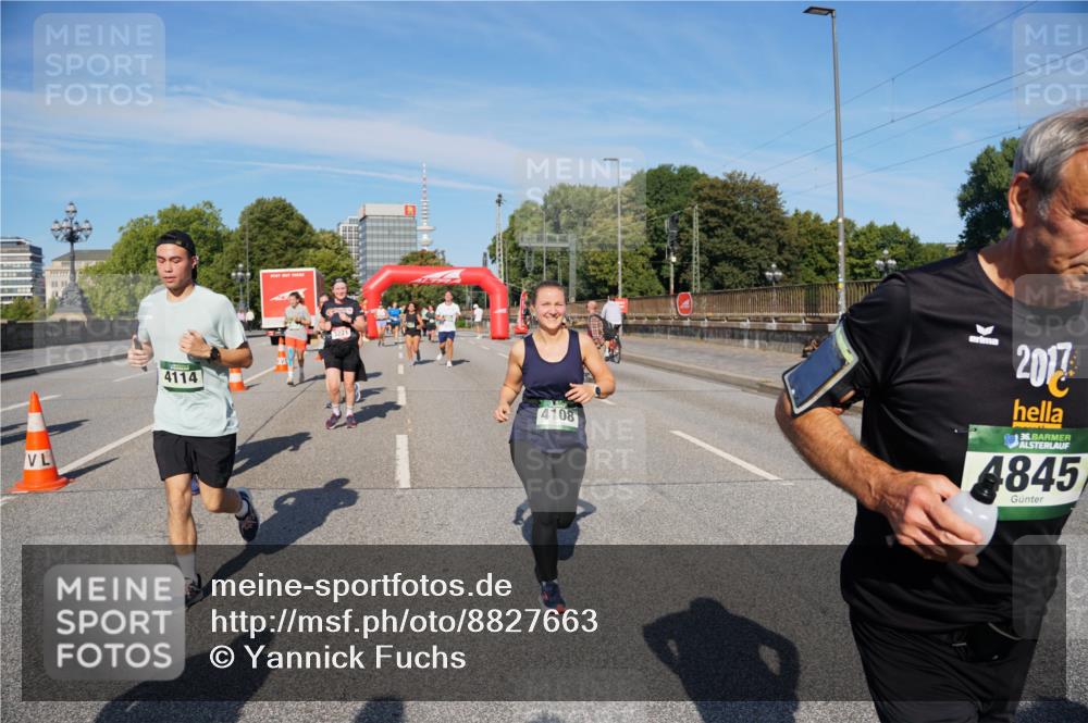 07.09.2025 - BARMER Alsterlauf Yannick Fuchs http://msf.ph/oto/8827663 07.09.2025 10:10:32 Laufen 4114, 4108, 2017, 36, 4845 meine-sportfotos.de
