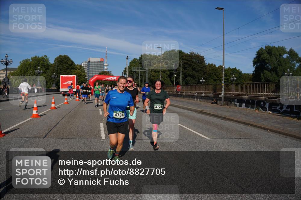 07.09.2025 - BARMER Alsterlauf Yannick Fuchs http://msf.ph/oto/8827705 07.09.2025 10:10:44 Laufen 4734, 4725 meine-sportfotos.de