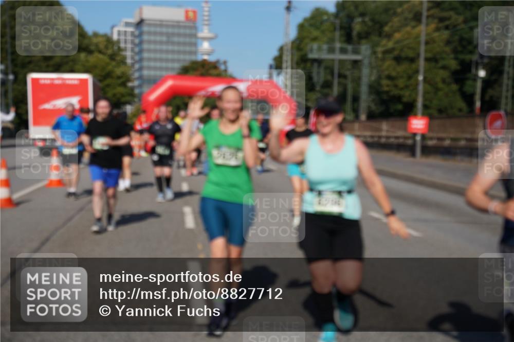 07.09.2025 - BARMER Alsterlauf Yannick Fuchs http://msf.ph/oto/8827712 07.09.2025 10:10:48 Laufen 4704 meine-sportfotos.de