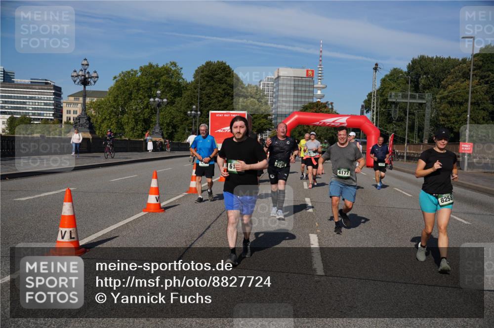 07.09.2025 - BARMER Alsterlauf Yannick Fuchs http://msf.ph/oto/8827724 07.09.2025 10:10:50 Laufen 61, 3736, 4177, 4630, 8258 meine-sportfotos.de