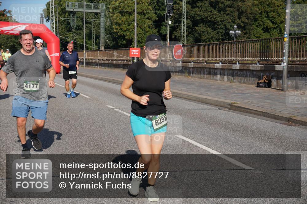 07.09.2025 - BARMER Alsterlauf Yannick Fuchs http://msf.ph/oto/8827727 07.09.2025 10:10:51 Laufen 4177, 46, 30, 8258 meine-sportfotos.de