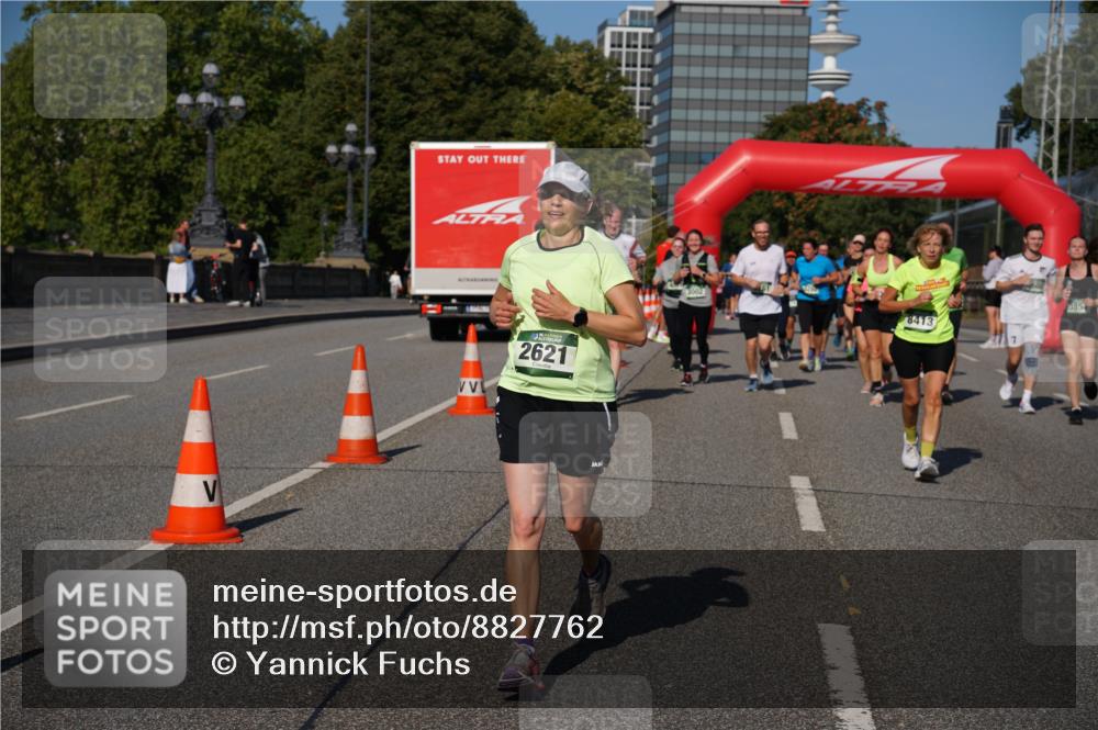 07.09.2025 - BARMER Alsterlauf Yannick Fuchs http://msf.ph/oto/8827762 07.09.2025 10:11:02 Laufen 2621, 8413, 385 meine-sportfotos.de