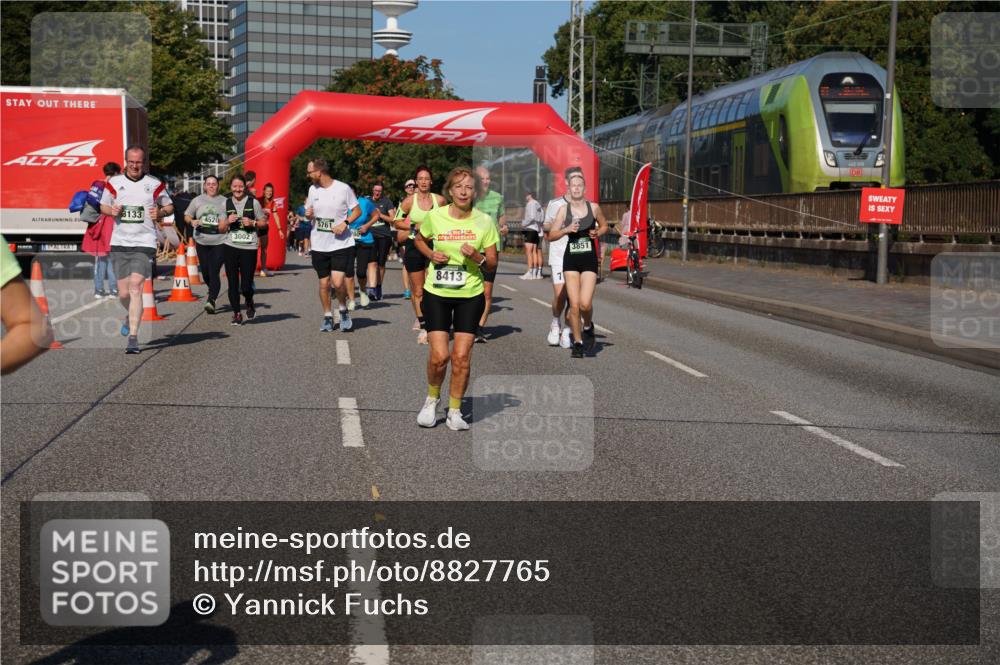 07.09.2025 - BARMER Alsterlauf Yannick Fuchs http://msf.ph/oto/8827765 07.09.2025 10:11:03 Laufen 8133, 4520, 3002, 5761, 8413, 3851 meine-sportfotos.de